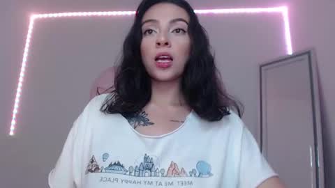 Alejandra online show from February 22, 6:28 am