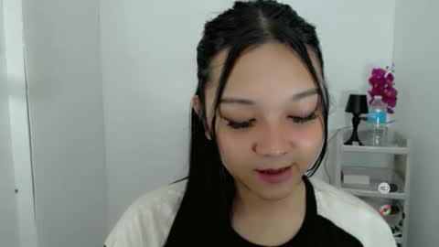 Shanti xhey online show from April 13, 4:19 pm