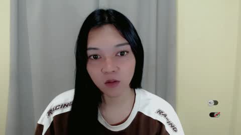 Shanti xhey online show from March 3, 7:15 am