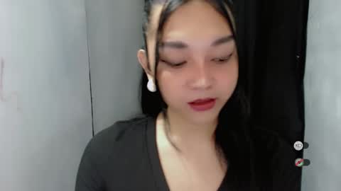 Shanti xhey online show from November 30, 9:24 am