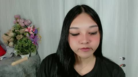 call me TRISHA online show from June 27, 4:02 pm
