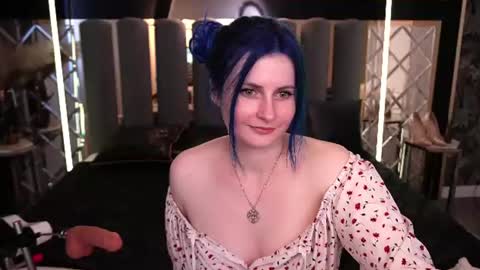 alisagrace online show from July 7, 7:23 am