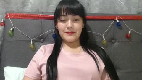 Snapshot of alisha_9997 chatting on January 30, 6:35 am alisha_9997 online show from January 30, 6:35 am