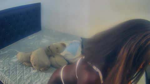 Snapshot of alisha_boes chatting on September 12, 7:54 pm alisha_boes online show from September 12, 7:54 pm