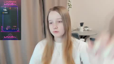 Alya online show from October 7, 8:57 pm