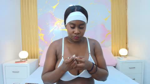 Snapshot of alishadixon chatting on September 18, 12:58 pm Alisha online show from September 18, 12:58 pm