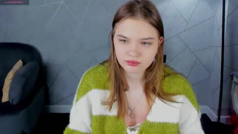 Alisia online show from March 2, 2:44 am