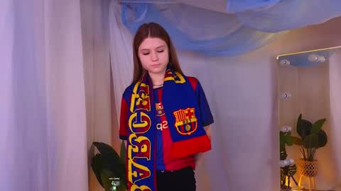 Alisia online show from December 15, 7:24 am