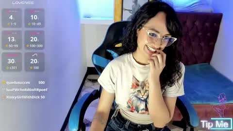 ALISON MOON online show from November 28, 7:39 pm