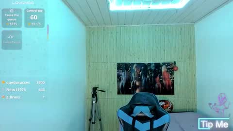 ALISON MOON online show from November 27, 7:28 pm