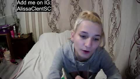 alissaclent online show from December 4, 10:21 pm
