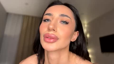 Alissa online show from November 11, 9:23 pm