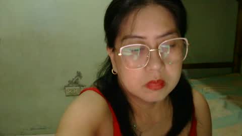 alissalove18 online show from June 19, 1:43 am