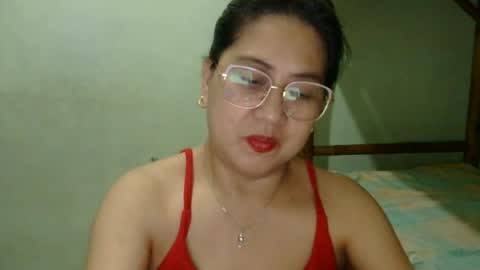 alissalove18 online show from June 12, 3:25 am