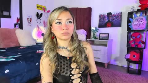 Snapshot of alisson_zafiro chatting on February 9, 3:00 am Alisson IG alisson zafiro27 online show from February 9, 3:00 am