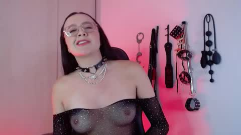 Alisson Beckett online show from September 30, 9:41 pm