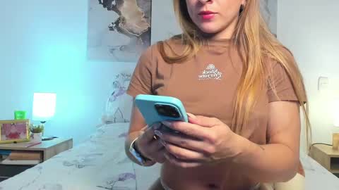 Snapshot of alissonroyce chatting on January 21, 1:50 am Goddess online show from January 21, 1:50 am