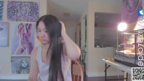 Snapshot of alizezaide chatting on February 20, 6:57 pm Alize Zaide online show from February 20, 6:57 pm