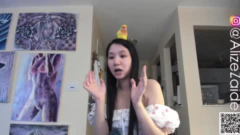 Snapshot of alizezaide chatting on October 7, 9:52 pm Alize Zaide online show from October 7, 9:52 pm