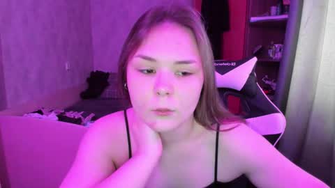 Snapshot of alli_zi chatting on September 30, 8:20 am Blair online show from September 30, 8:20 am