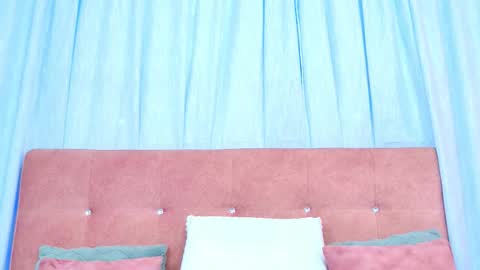 Allicia online show from December 4, 7:36 pm