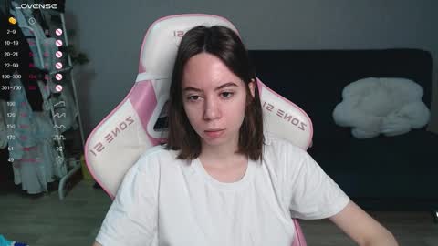 alice online show from March 27, 12:45 am