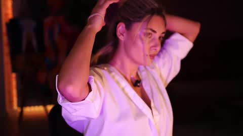 Allie online show from November 11, 5:47 am