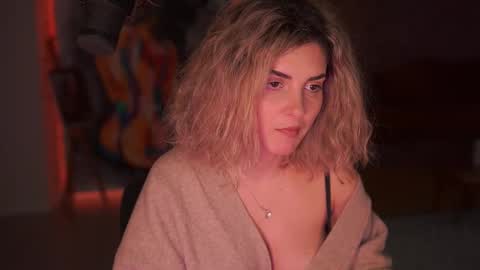 Allie online show from January 7, 12:41 pm