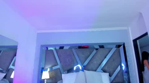    online show from February 25, 10:48 am