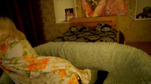 Snapshot of allison_cuty chatting on January 9, 11:45 pm Allison online show from January 9, 11:45 pm