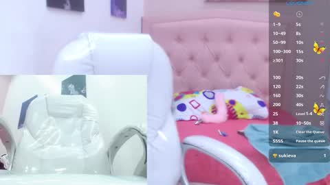 ALLISON online show from November 11, 2:14 pm