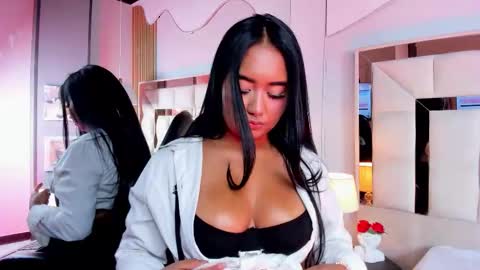 Allison  online show from March 20, 12:43 pm