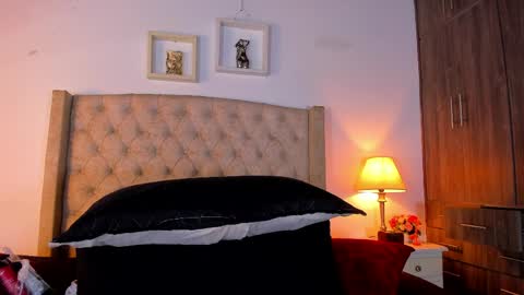 allisson online show from April 10, 12:11 pm