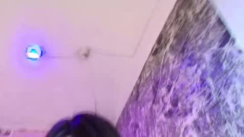 Snapshot of alllyson_ chatting on September 30, 8:24 pm alison online show from September 30, 8:24 pm
