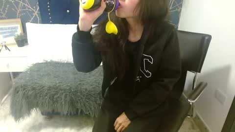 alison online show from May 27, 1:57 am