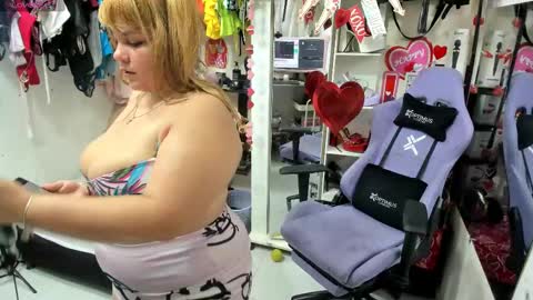 allsson_miller online show from February 12, 1:41 am