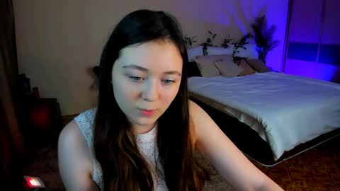 alluringeyess online show from January 13, 4:33 pm