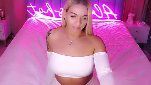 AlwaysHot online show from November 26, 2:45 am