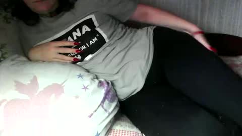 Alma Evelynne online show from December 3, 8:17 am