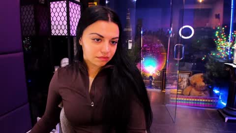 Alma online show from November 18, 8:04 am