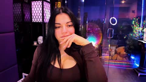 Alma online show from December 5, 8:25 am