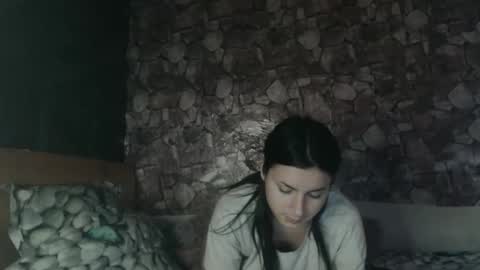 Almah online show from March 27, 5:46 pm