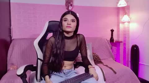 Almendra Monet online show from July 27, 12:35 pm