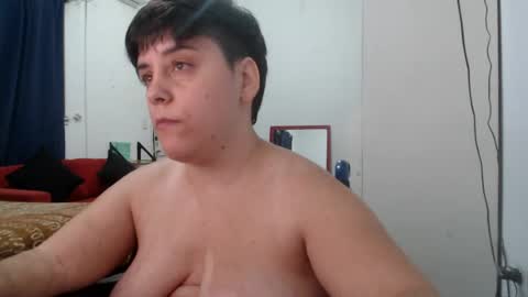 Almond online show from April 21, 2:51 am