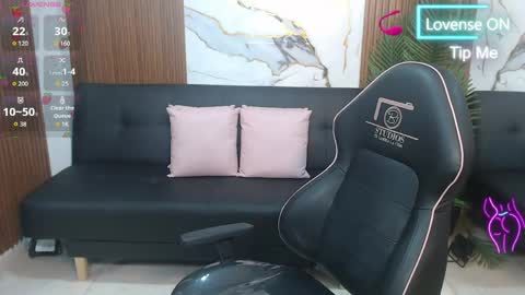 alonddra_tay online show from May 24, 11:31 am