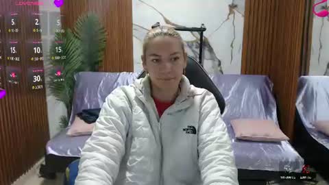 alonddra_tay online show from July 24, 11:52 am