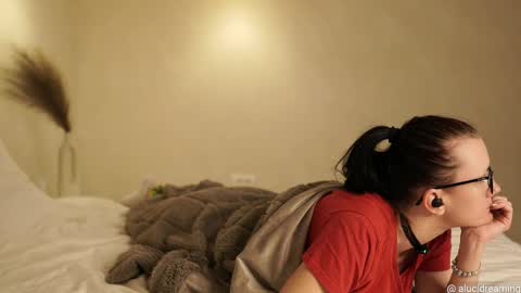 Lucid Dreaming online show from December 21, 8:57 pm