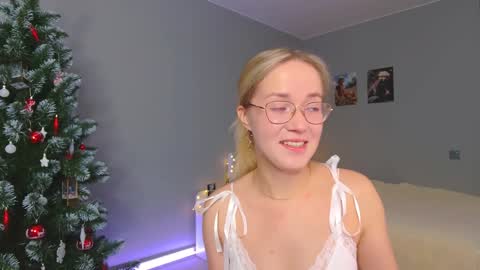 Snapshot of aluntick chatting on January 7, 2:08 pm Amelia NEXT STREAM online show from January 7, 2:08 pm
