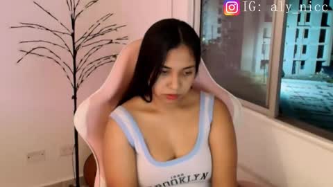 Aly online show from January 11, 12:37 am