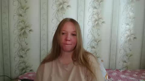 alya764770 online show from May 16, 12:02 am